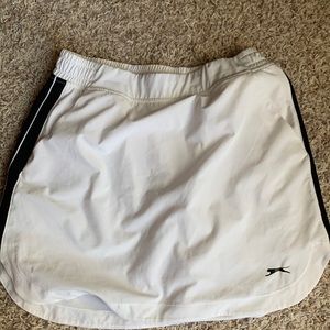 Slazenger white golf skirt
